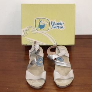 WANDA PANDA Women's Wandar Sandal Tan Combo- Size EU 40 / US 9.5 - 10